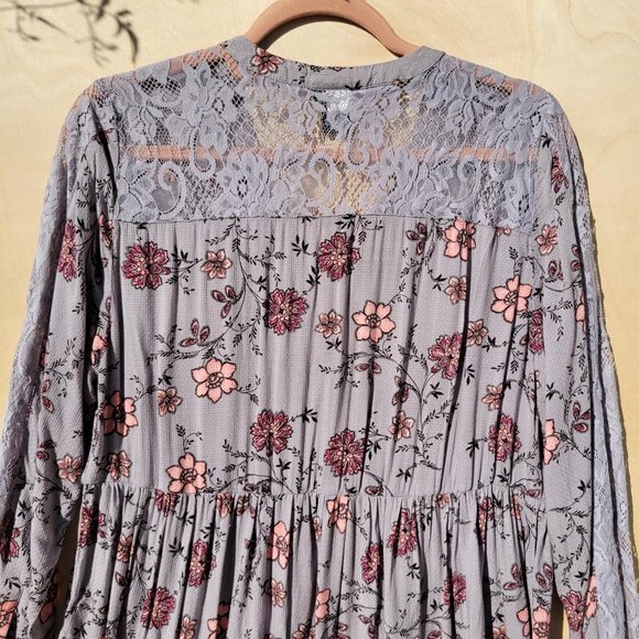 Torrid Floral Lace Blouse - Gray and Pink - Picture 11 of 15